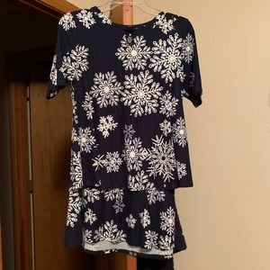 Agnes & Dora tiered top